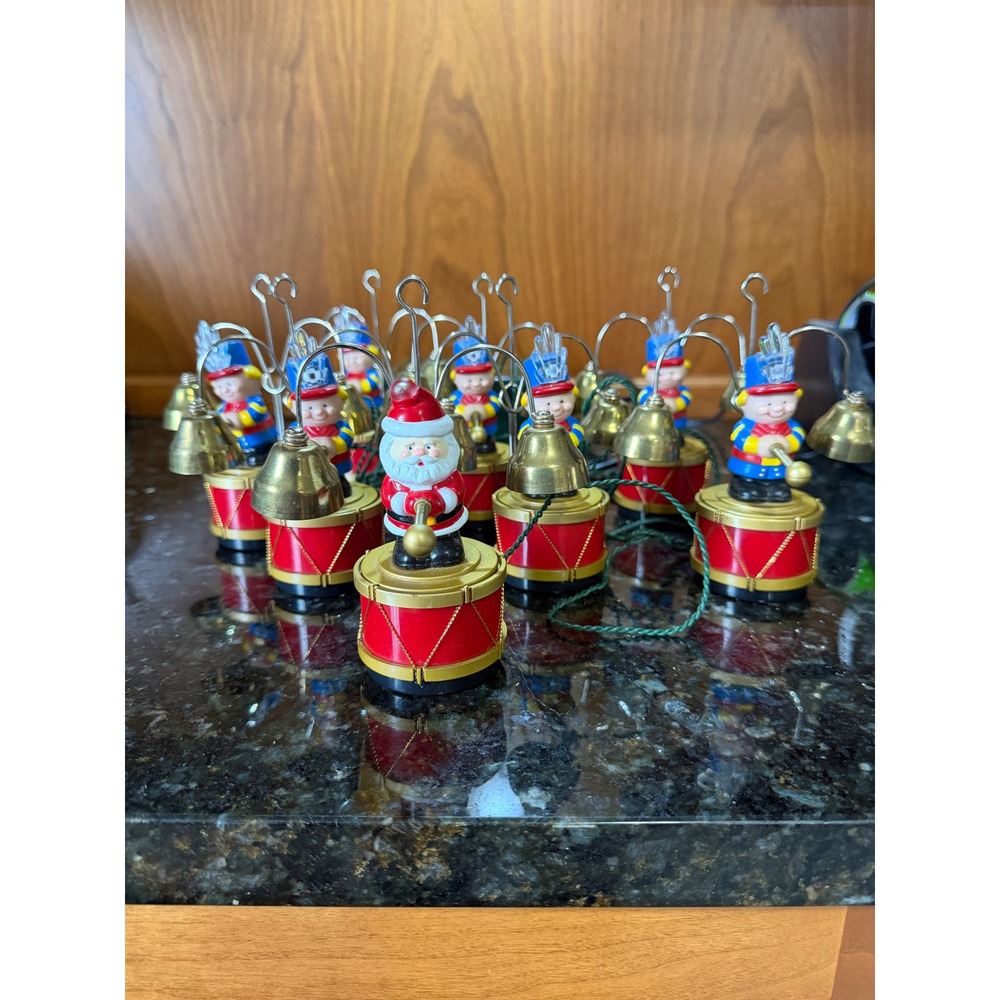 Mr.Christmas Santa's Marching Band Musical Bell Ornaments 35 Songs VTG Video
